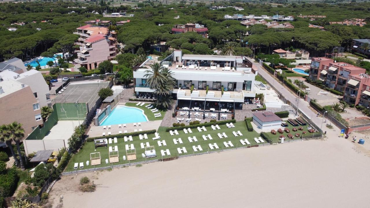 Playa Grande By Tropical - Adults Only Hotel Gavà Екстериор снимка