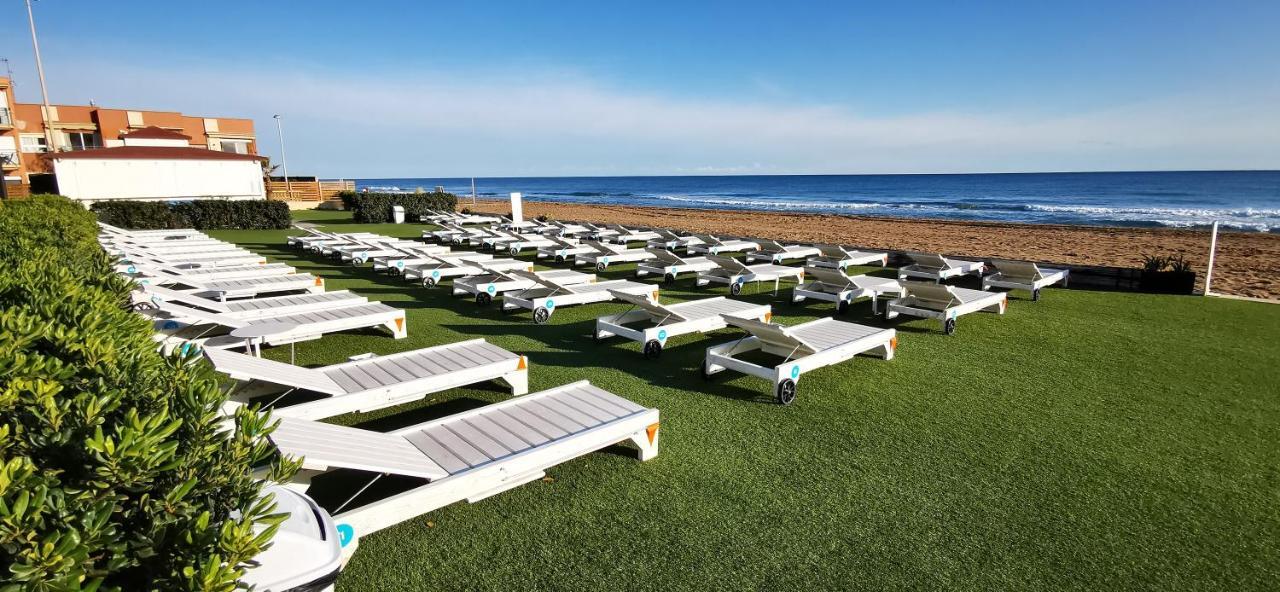 Playa Grande By Tropical - Adults Only Hotel Gavà Екстериор снимка